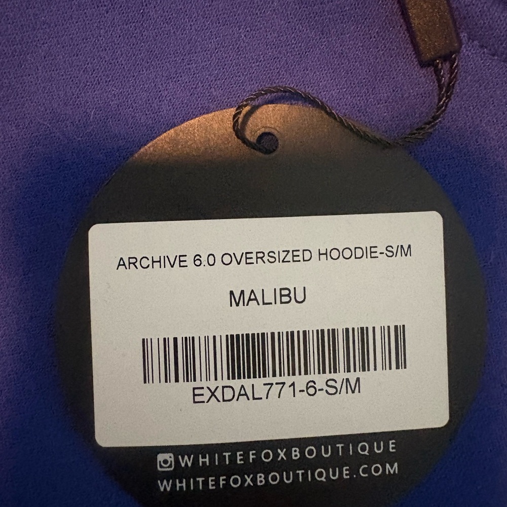 NWT White Fox Boutique Royal Blue Malibu 6.0 Hoodie Set Blue with Pink Logo - Picture 11 of 11